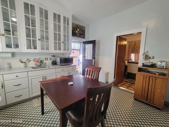 Kitchen | Image 10
