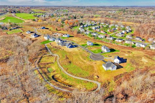 27 Mendon Green Ln, Pittsford, NY, 14534-9474 | Card Image