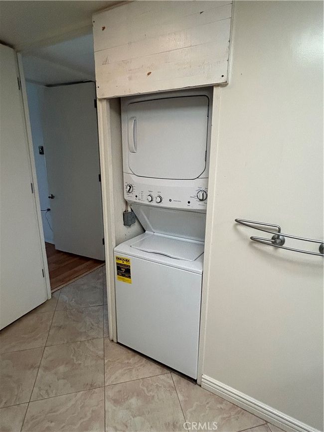 APT-66H - 13881 Thunderbird Dr, Home with 1 bedrooms, 1 bathrooms and 2 parking in Seal Beach CA | Image 21