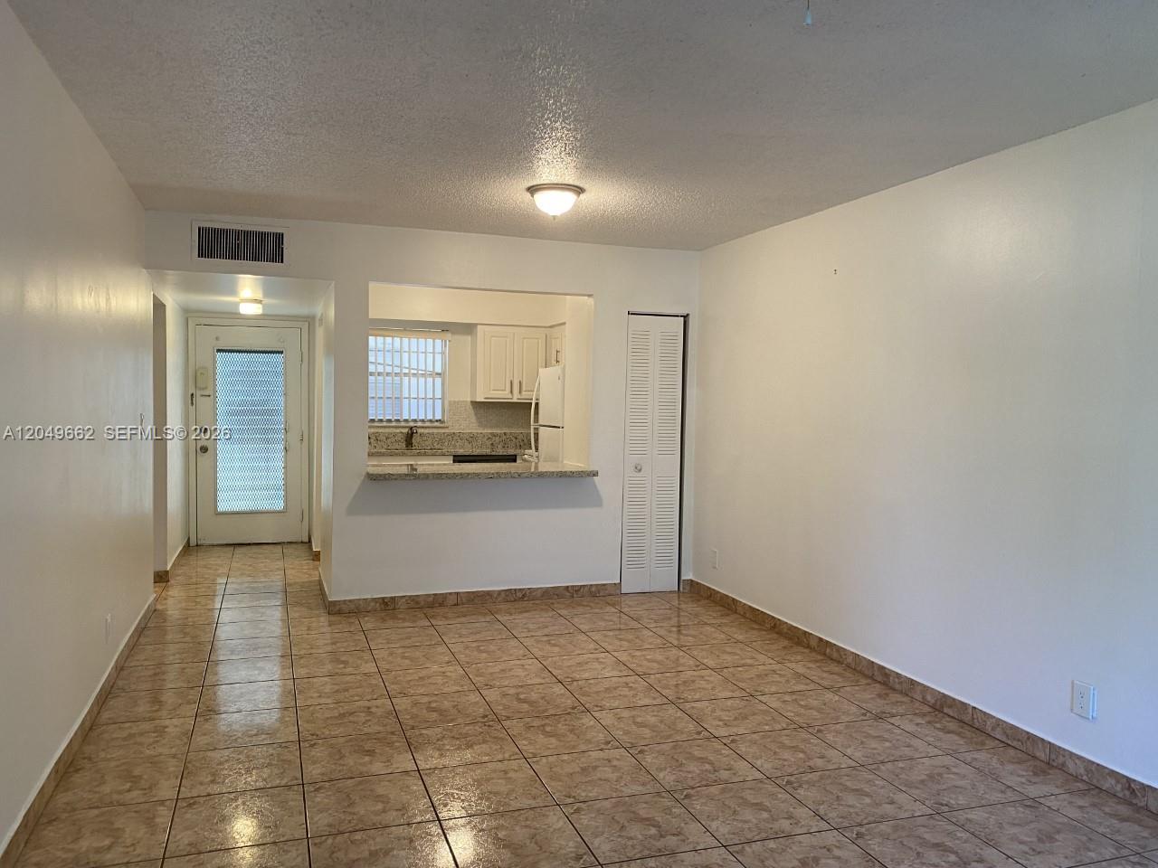 Residential Lease in Margate 3