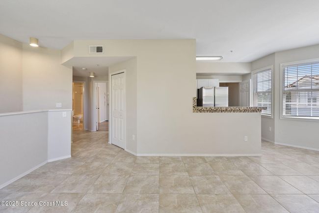 202 - 5693 Star Rush Dr, Condo with 2 bedrooms, 2 bathrooms and null parking in Melbourne FL | Image 9