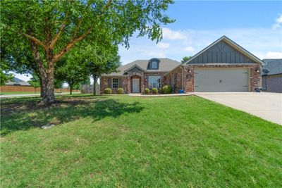 3001 Sw Pine Valley Drive, House other with 3 bedrooms, 2 bathrooms and null parking in Bentonville AR | Image 1