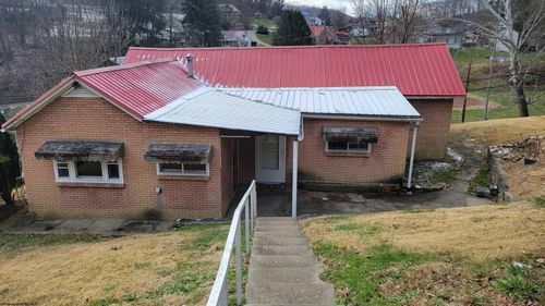 3012 Main St, Farmington, WV, 26571-8126 | Card Image