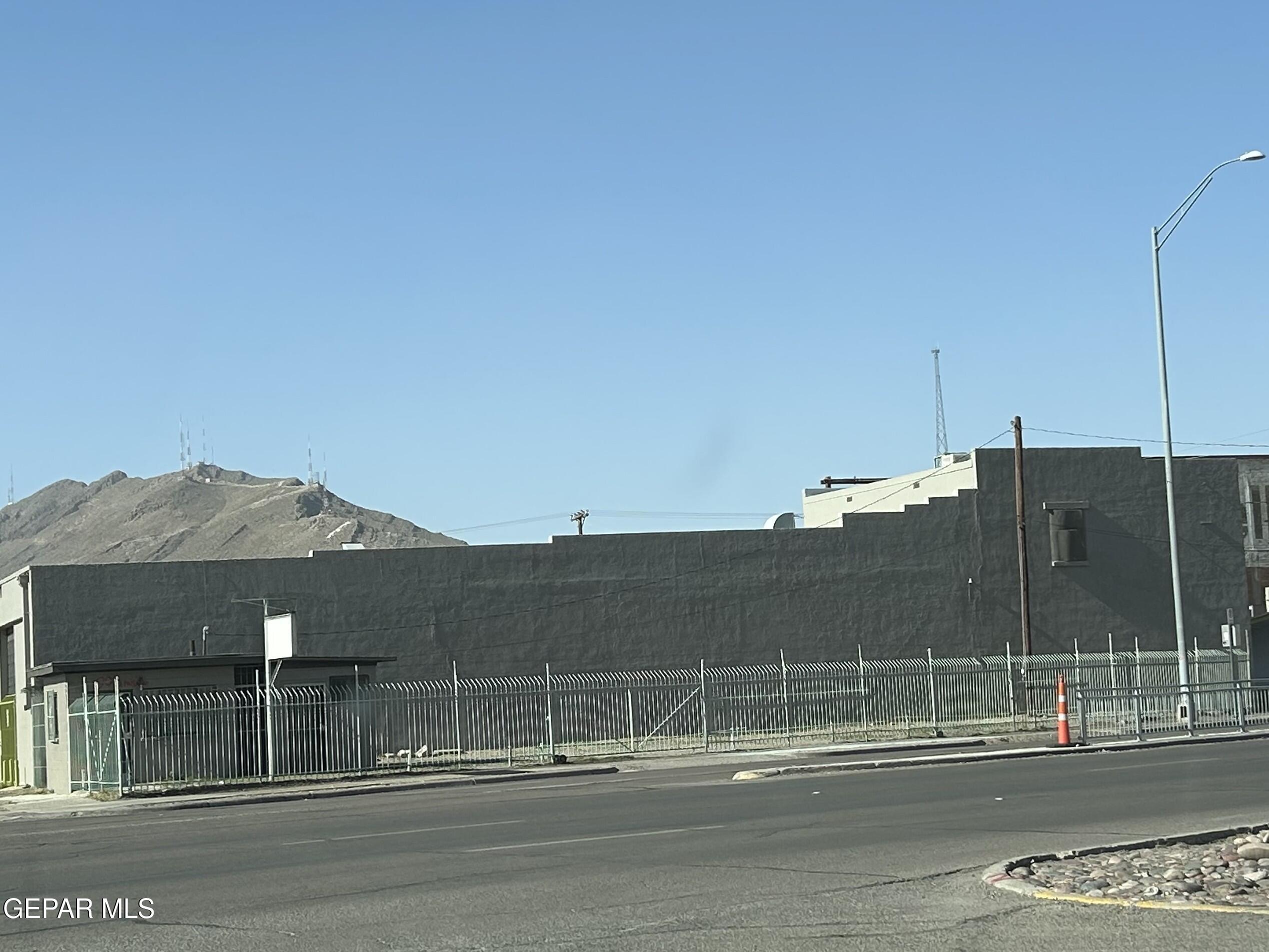 314 S Virginia St, El Paso, TX 79901