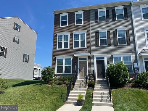 6426 Wild Plum Dr, FREDERICK, MD, 21703-7992 | Card Image