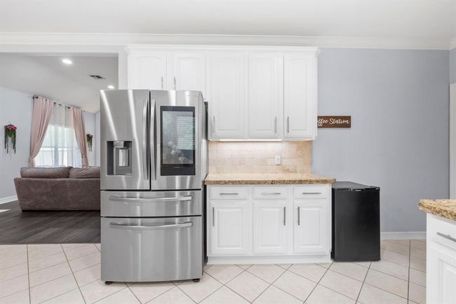 8518 Kerr Dr, House other with 3 bedrooms, 2 bathrooms and 2 parking in Tomball TX | Image 15