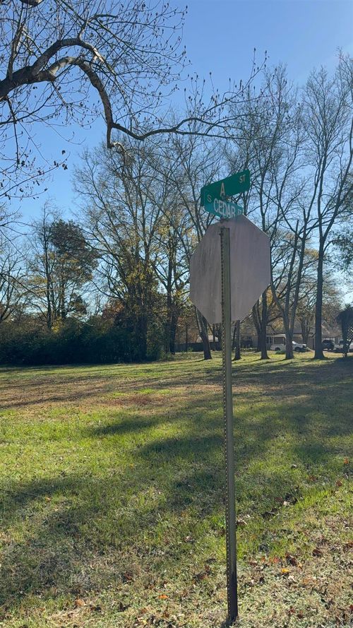 515 A St, Perryville, AR, 72126-8782 | Card Image