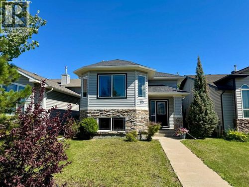 9305 91 St, Grande Prairie, AB, T8X0C7 | Card Image