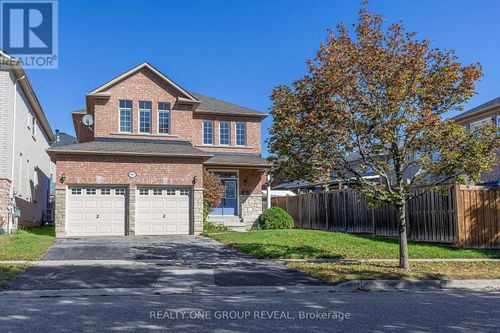 997 Copperfield Dr, Oshawa, ON, L1K3C6 | Card Image