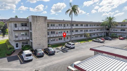 unit-b106-5530 80th St N, St Petersburg, FL, 33709-5811 | Card Image