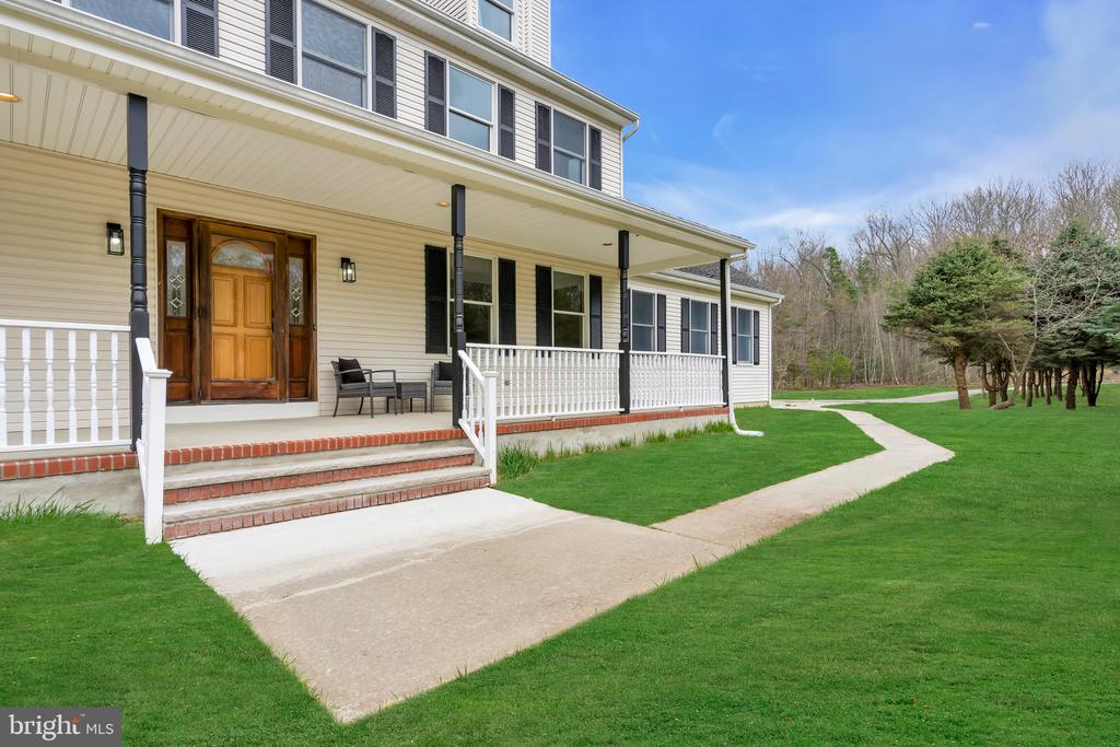 Tower Rd, Cream Ridge, NJ 08514
