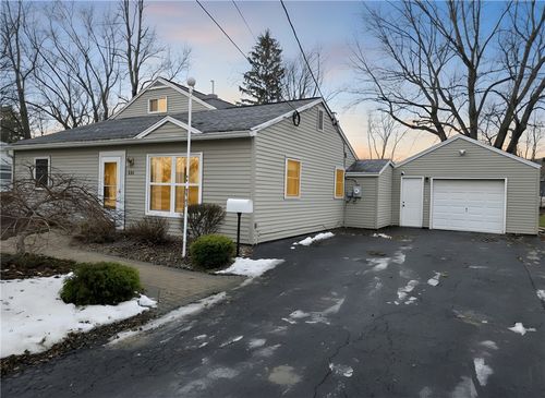 181 Iroquois St, Webster, NY, 14580-3566 | Card Image