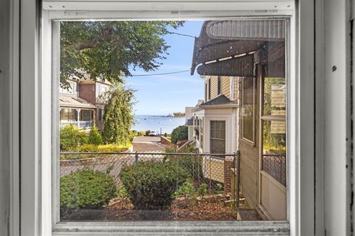 1 Quincy Park, Beverly, MA, 01915-5019 | Card Image