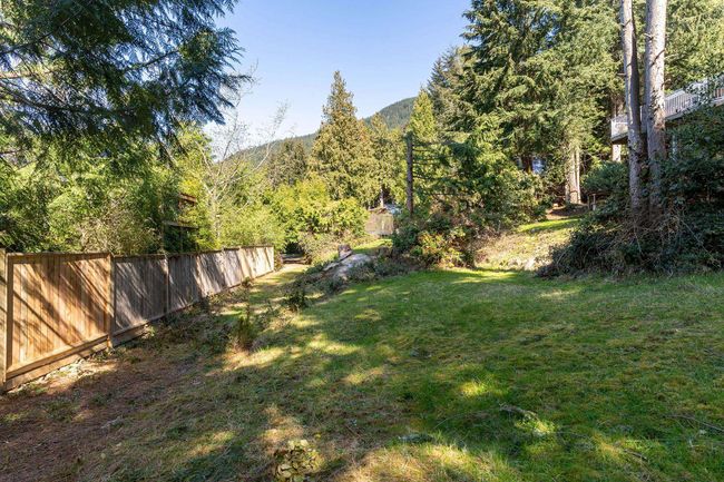 876 Windjammer Road, House other with 4 bedrooms, 3 bathrooms and null parking in Bowen Island BC | Image 33