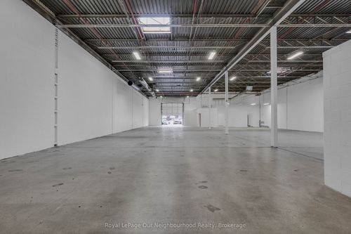 132-100 Sunrise Ave, North York, ON, M4A1B3 | Card Image