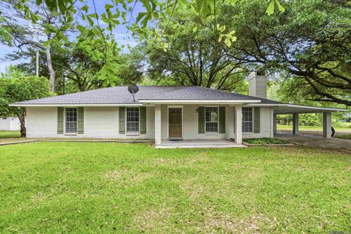 18320 Stoney Point Burch Rd, Greenwell Springs, LA, 70739-6300 | Card Image