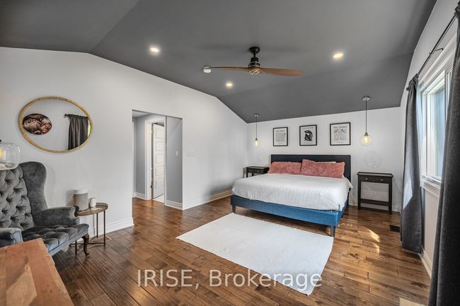 109 Thomas St, House other with 4 bedrooms, 3 bathrooms and 4 parking in Cambridge ON | Image 18