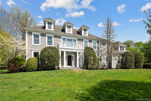 11 Hollow Tree Rd, Briarcliff Manor, NY, 10510-2552 | Card Image