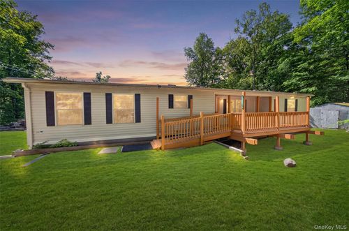 62 Shin Hollow Rd, Port Jervis, NY, 12771-3820 | Card Image