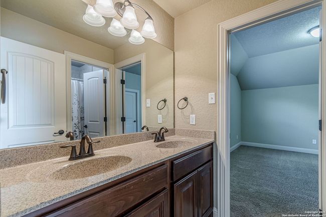 27038 Sable Run, House other with 5 bedrooms, 4 bathrooms and null parking in Boerne TX | Image 59