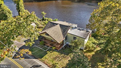 402 W Lakeshore Dr, Browns Mills, NJ, 08015-2214 | Card Image