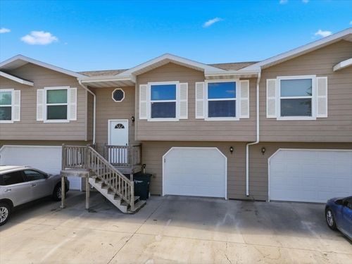 322 Summit St, Belle Fourche, SD, 57717-2255 | Card Image
