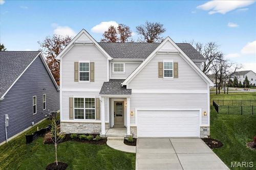 210 Randlin Dr, Lake Saint Louis, MO, 63367-6467 | Card Image