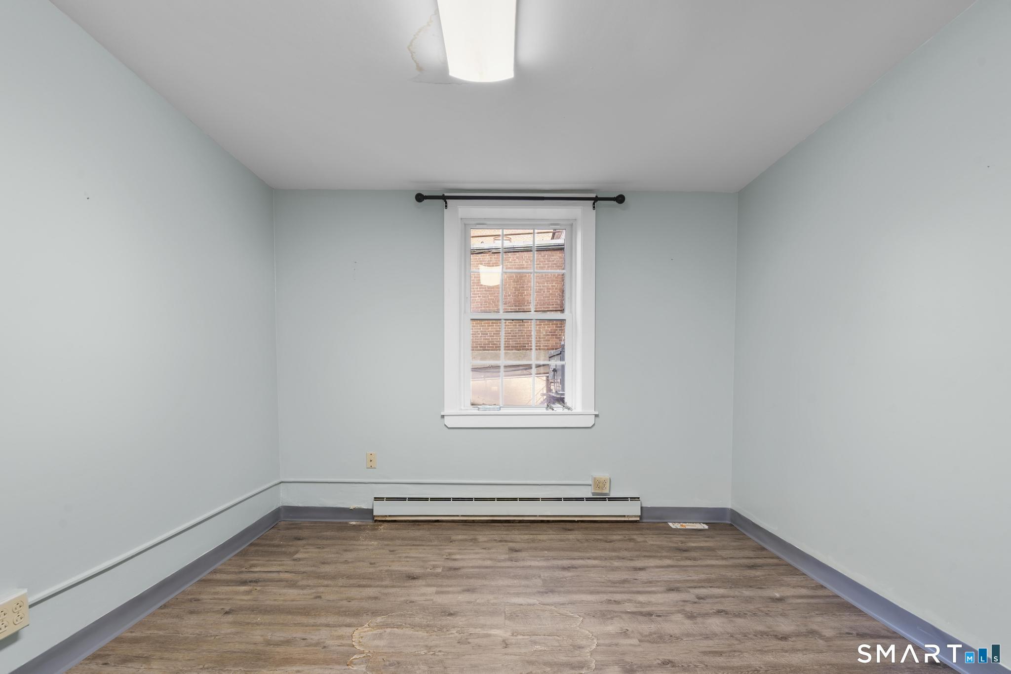 Commercial Lease in Middletown