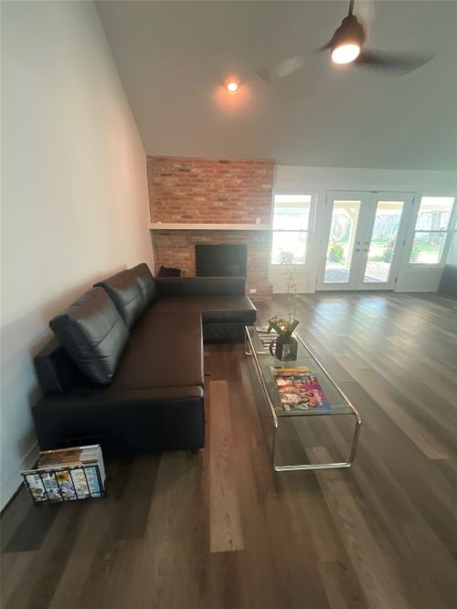 1312 Quailfield Cir, Austin, TX, 78758-6504 | Card Image