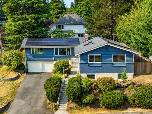 10404 Ne 198th St, Bothell, WA, 98011-2429 | Card Image