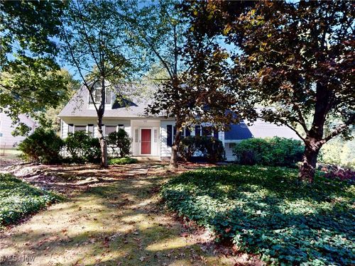 8134 Timberlane Dr, Concord Township, OH, 44077-9707 | Card Image