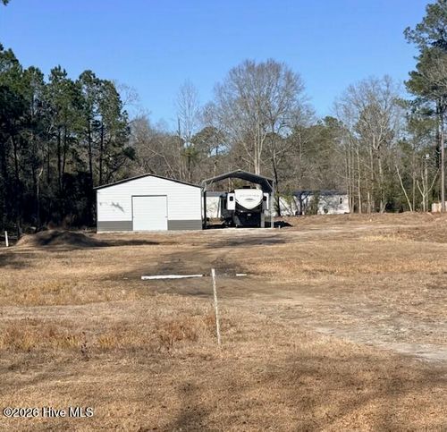 1208 Willow Springs Dr W, Richlands, NC, 28574-8202 | Card Image