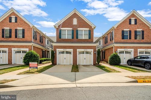 44063 Vaira Ter, CHANTILLY, VA, 20152-6116 | Card Image