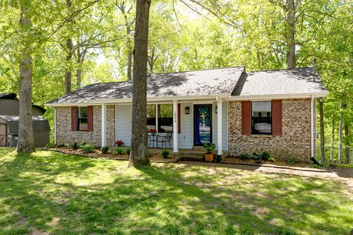 1822 Winding Way Dr, White House, TN, 37188-8989 | Card Image