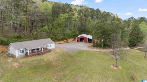 7550 Sedgefield Dr, Morris, AL, 35116-1975 | Card Image