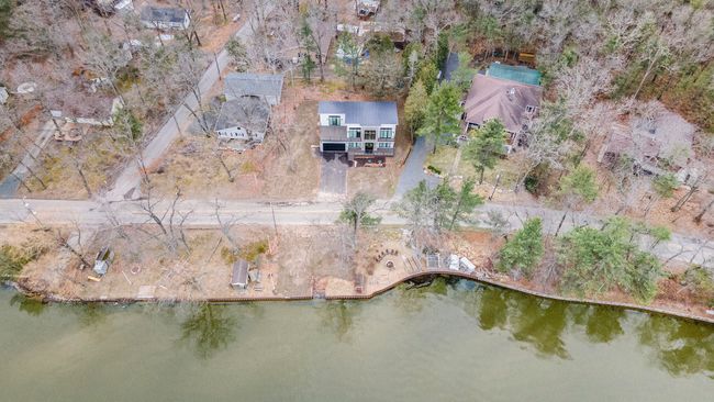7505 S Lakeshore Dr, House other with 5 bedrooms, 3 bathrooms and null parking in Pentwater MI | Image 30