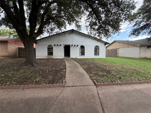 2821 Teakwood Dr, Garland, TX, 75044-5933 | Card Image