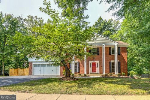 2669 Oakton Glen Dr, VIENNA, VA, 22181-5344 | Card Image