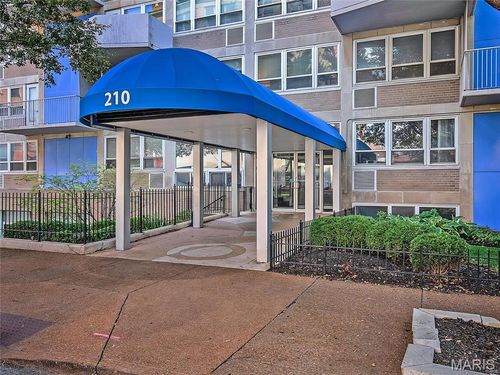 210-210 N 17th St, Saint Louis, MO, 63103-2336 | Card Image