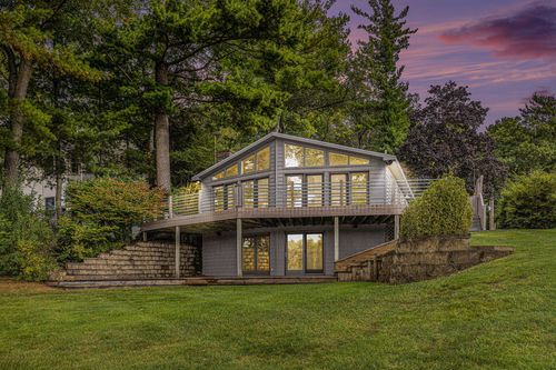 13483 Oakcrest Ave, Gowen, MI, 49326-9593 | Card Image