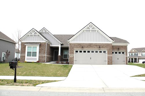 4166 Ironclad Dr, Bargersville, IN, 46106-5571 | Card Image