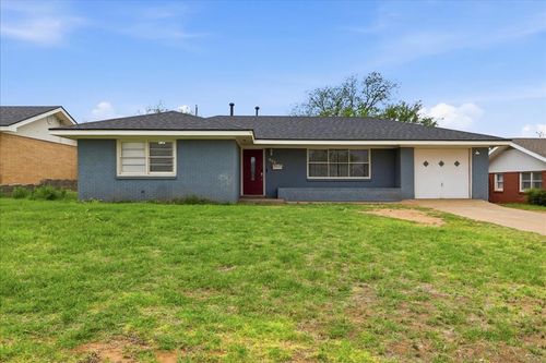 608 Bucknell Ave, Big Spring, TX, 79720-3404 | Card Image