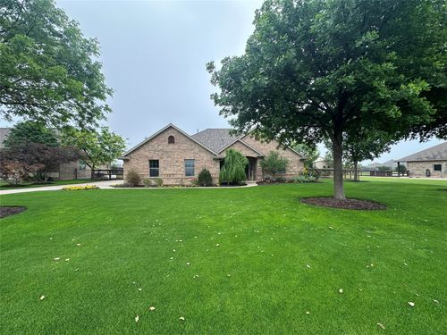 5541 Virginia Dr, Justin, TX, 76247-6944 | Card Image
