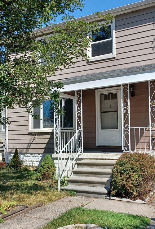 66 W Garfield Ave, Hazel Park, MI, 48030-1128 | Card Image