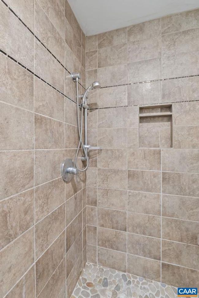 310 Gloucester Rd, House other with 4 bedrooms, 3 bathrooms and null parking in CHARLOTTESVILLE VA | Image 23