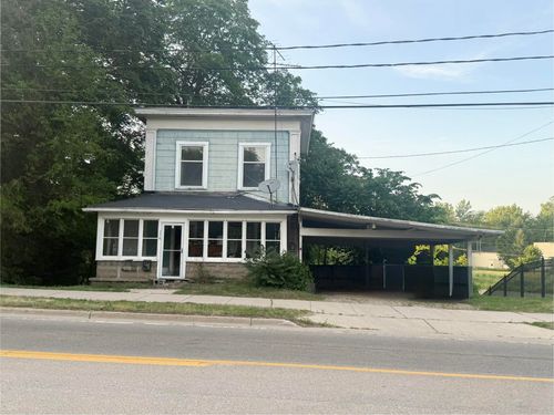 226 Monroe St, Allegan, MI, 49010-1256 | Card Image