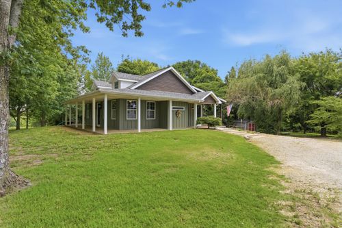 10584 Lawrence 1245, Marionville, MO, 65705-8180 | Card Image