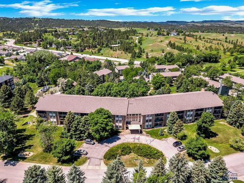 3963 Fairway Hills Dr, Rapid City, SD, 57702-5315 | Card Image