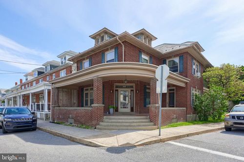 287 Duke St, EPHRATA, PA, 17522-2033 | Card Image