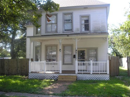 217 3rd Ave N, Texas City, TX, 77590-7918 | Card Image